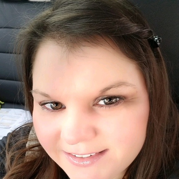 Meet your Posher, Misty - Picture 1 of 1